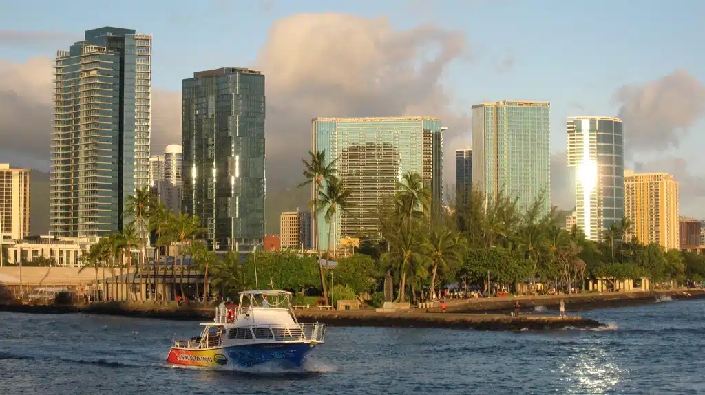 Kaka' Ako movers